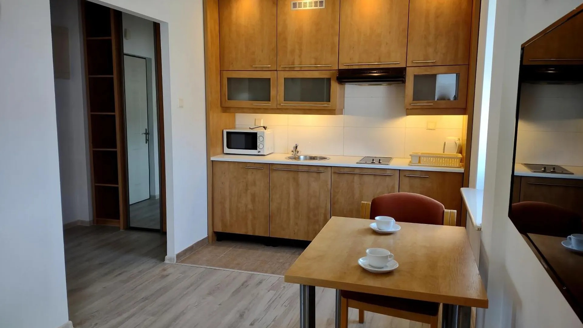 Warsaw Apartments Magnolie מלון דירות