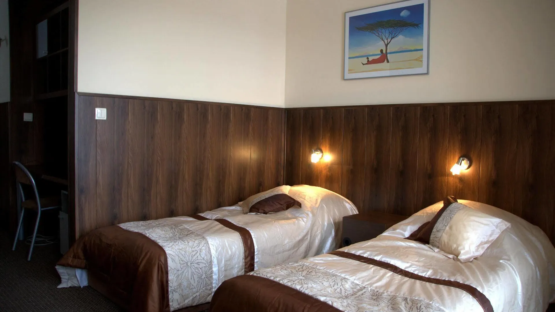 מלון דירות Warsaw Apartments Magnolie